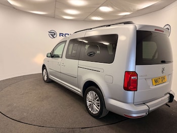 Used Volkswagen Caddy Maxi Life 2017 for sale - 79596309: Photo