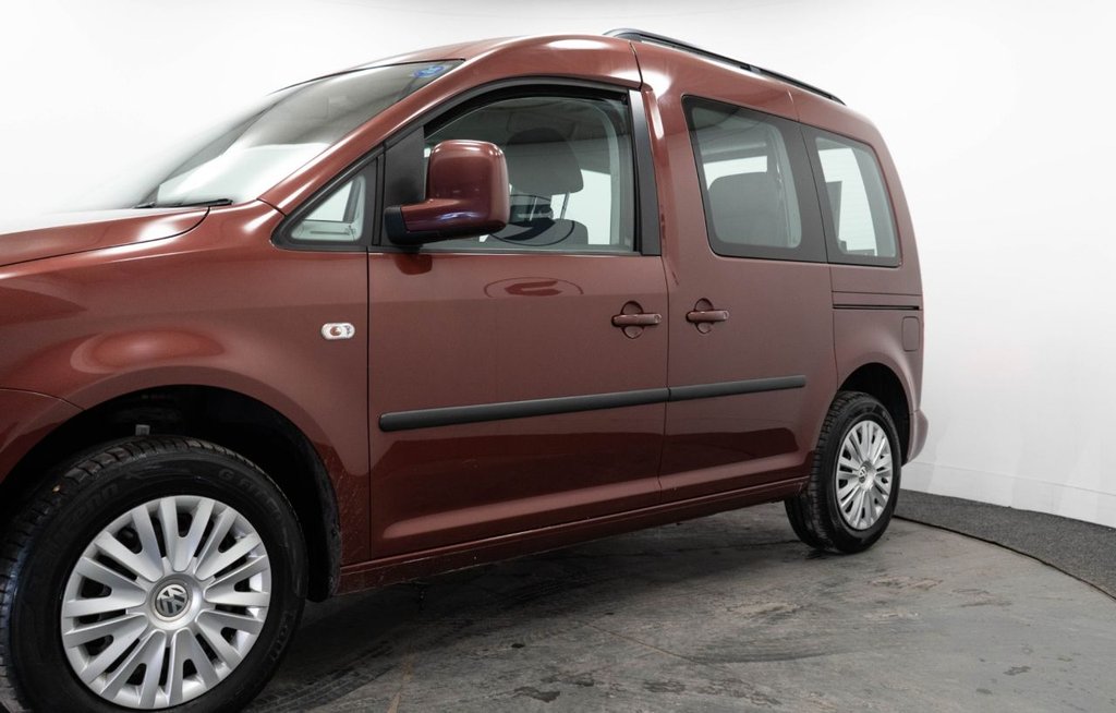 Used Volkswagen Caddy Life 2014 for sale - 76235690: Photo 12