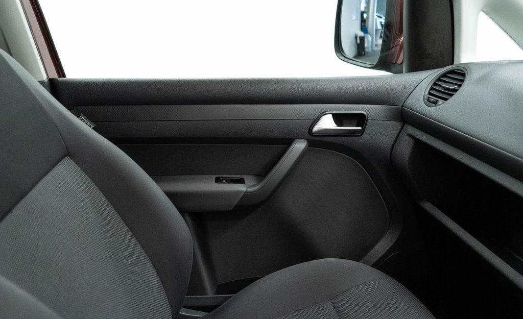 Used Volkswagen Caddy Life 2014 for sale - 76235690: Photo 27