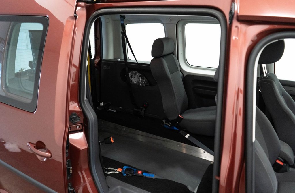 Used Volkswagen Caddy Life 2014 for sale - 76235690: Photo 29
