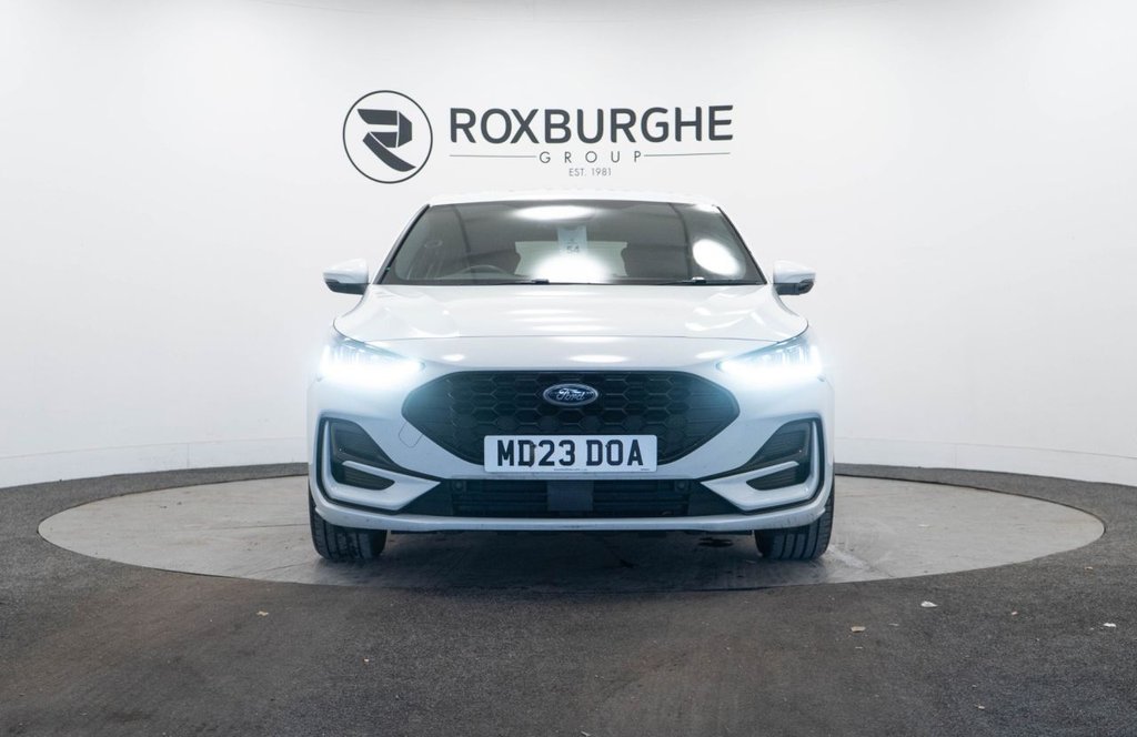 Used Ford Focus 2023 for sale - 76923136: Photo 2