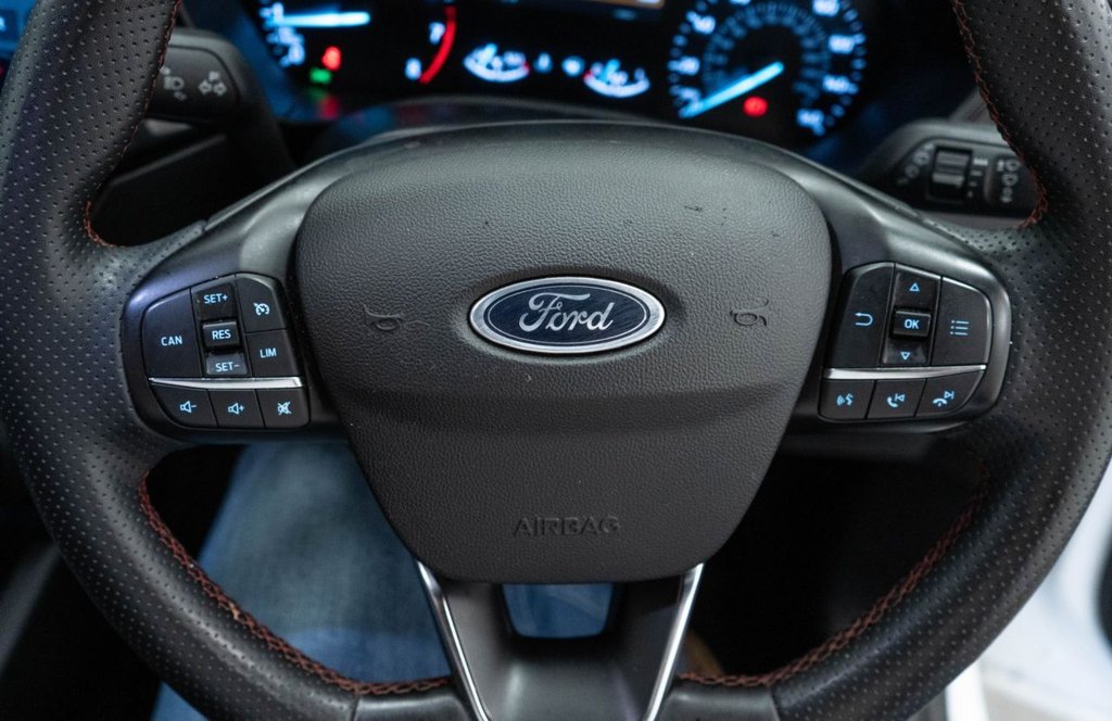 Used Ford Focus 2023 for sale - 76923136: Photo 23