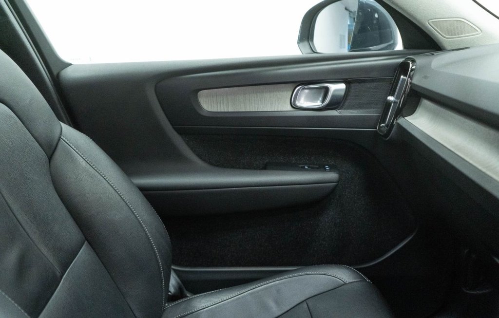 Used Volvo XC40 2019 for sale - 76547102: Photo 29