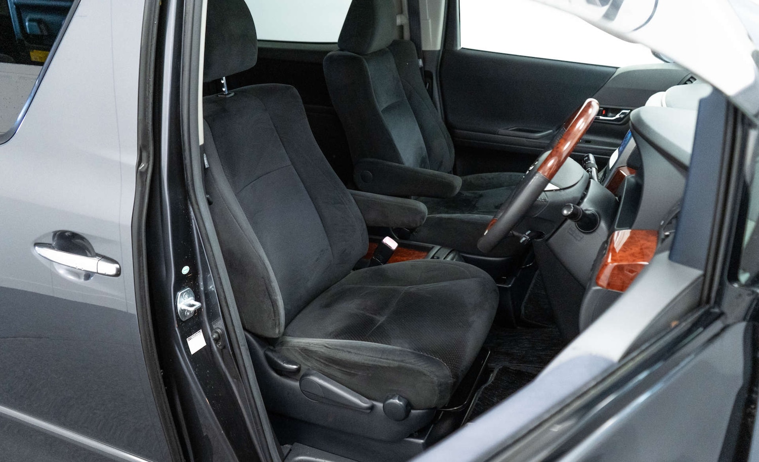 Used Toyota Alphard 2022 for sale - 78045066: Photo 23