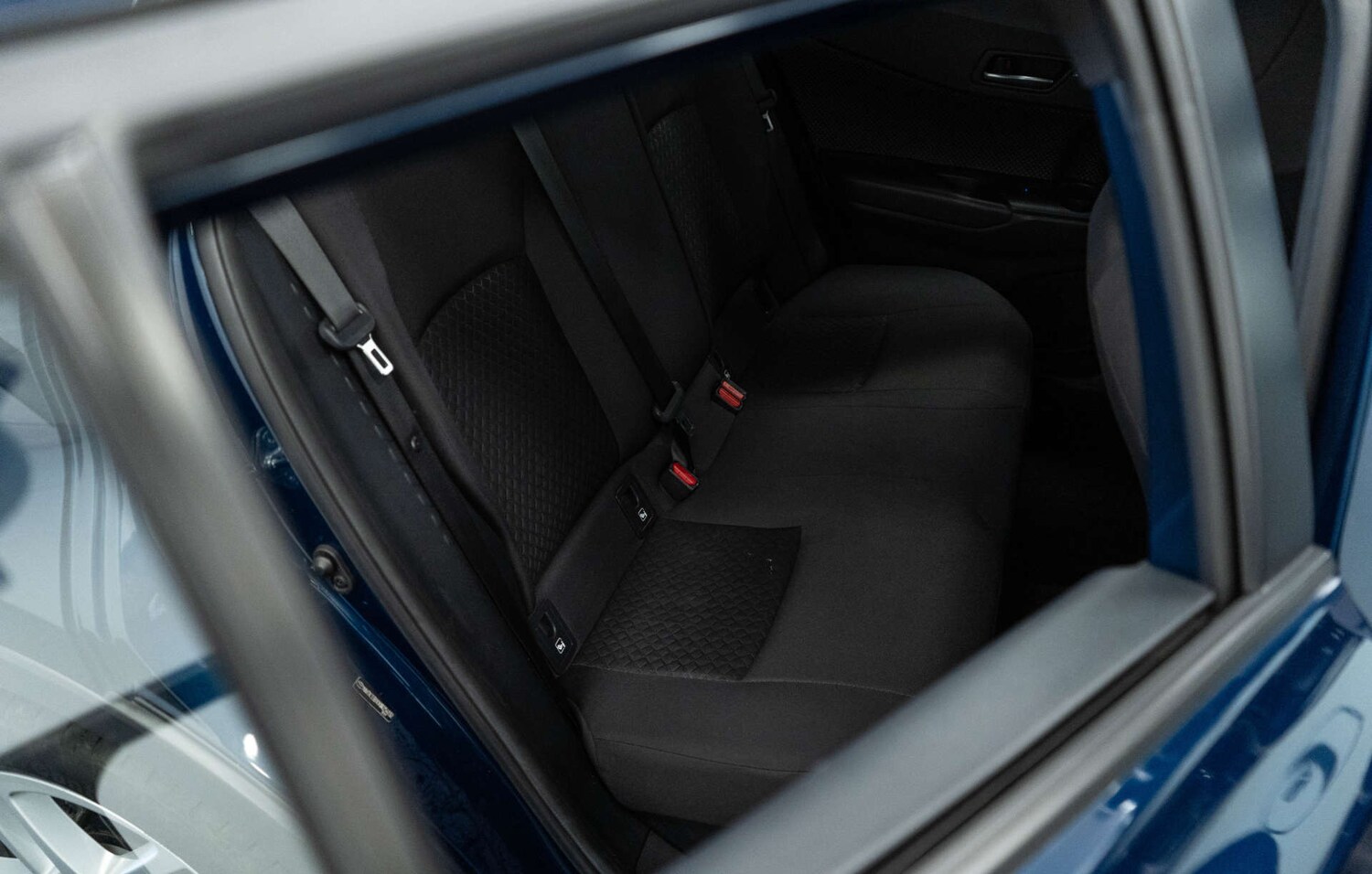 Used Toyota C-HR 2023 for sale - 78098884: Photo 35