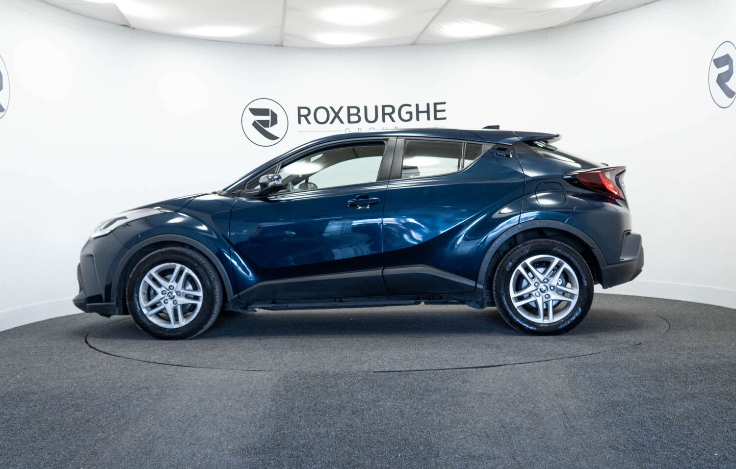 Used Toyota C-HR 2023 for sale - 78098884: Photo 4