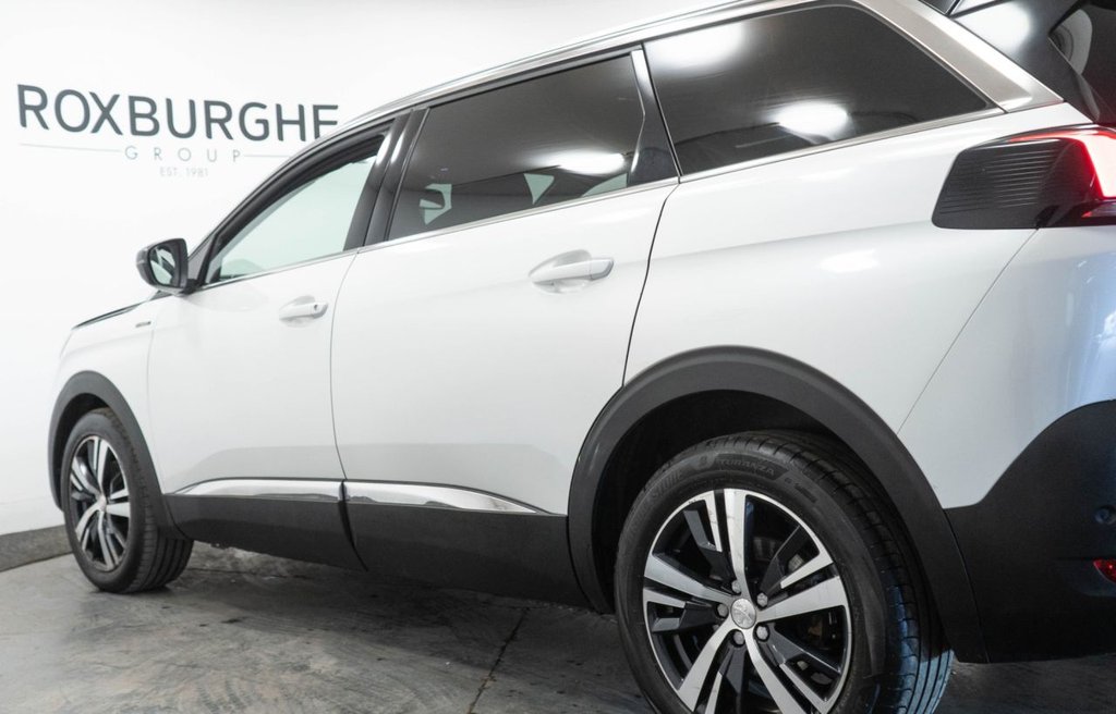 Used Peugeot 5008 2020 for sale - 76334010: Photo 17