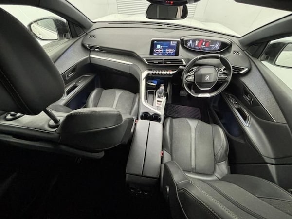 Used Peugeot 5008 2020 for sale - 76334010: Photo 2