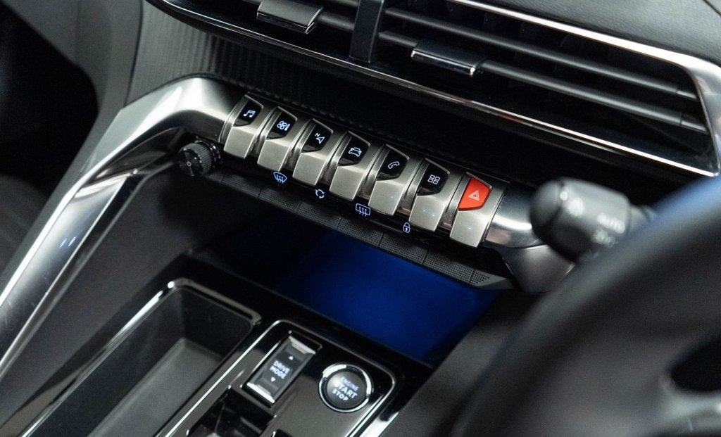 Used Peugeot 3008 2023 for sale - 76582470: Photo 27