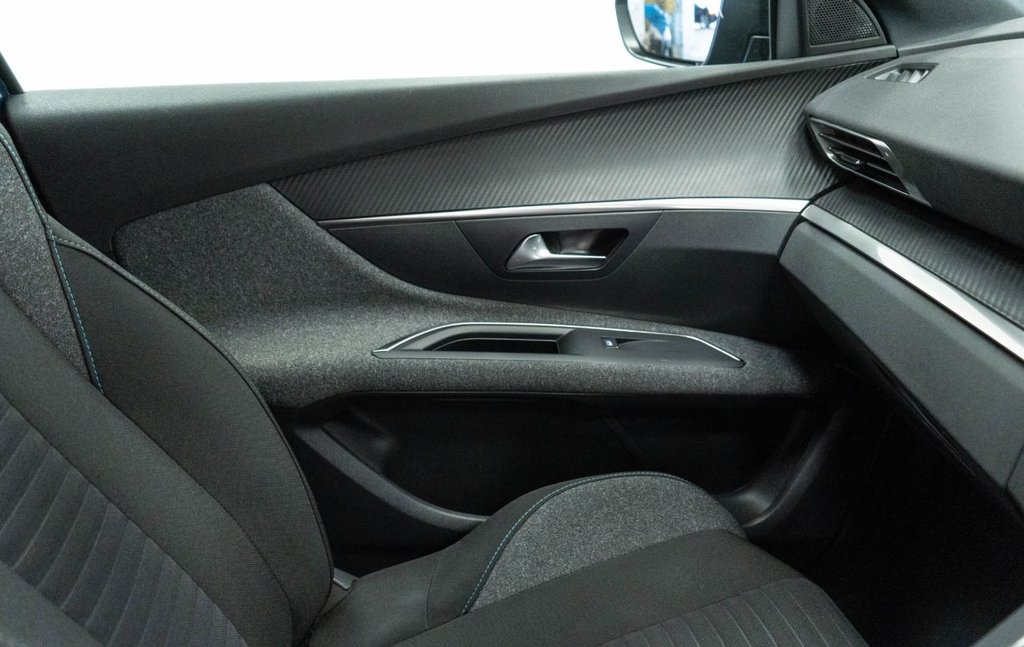 Used Peugeot 3008 2023 for sale - 76582470: Photo 29