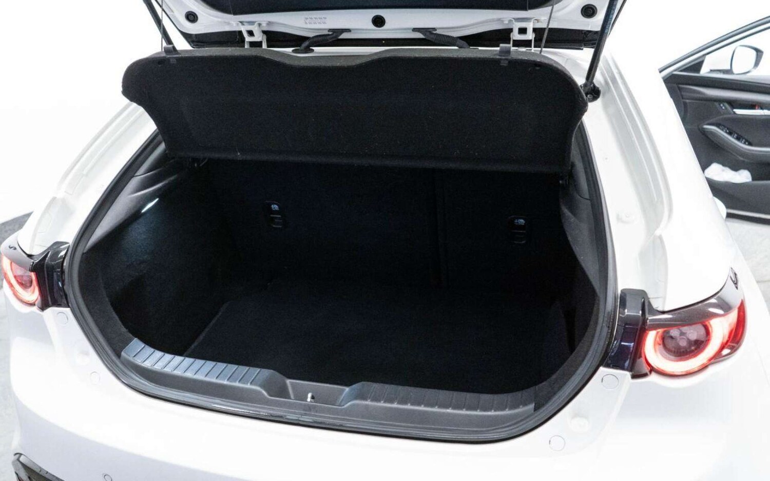 Used Mazda Mazda3 2021 for sale - 77930907: Photo 32