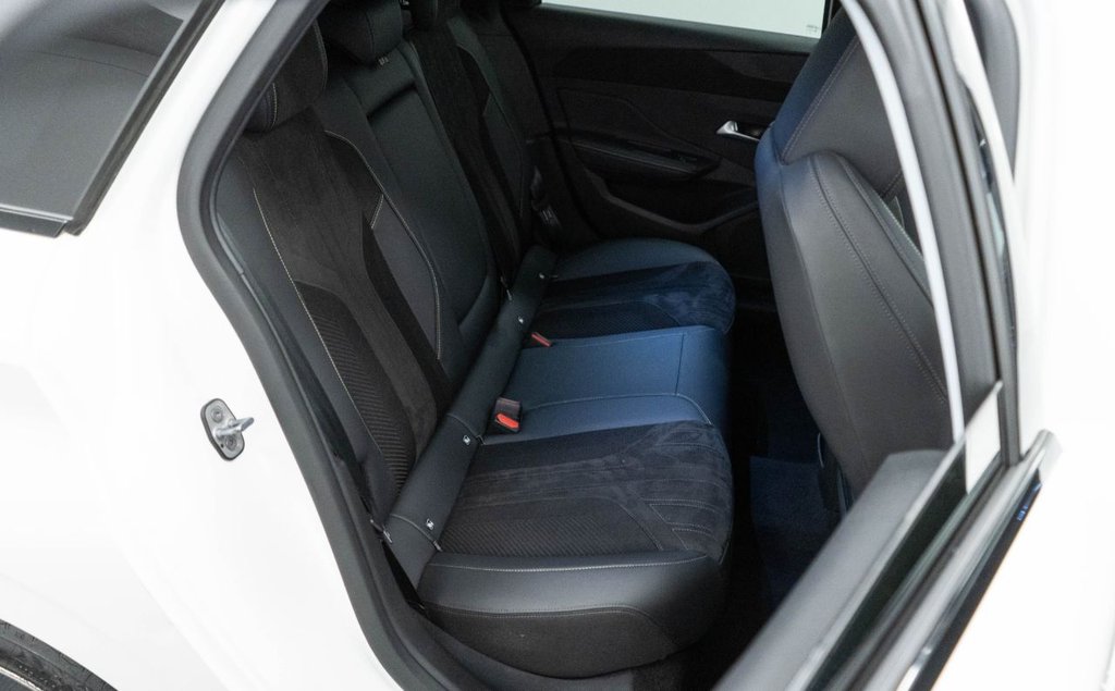 Used Peugeot 308 2022 for sale - 77608733: Photo 31