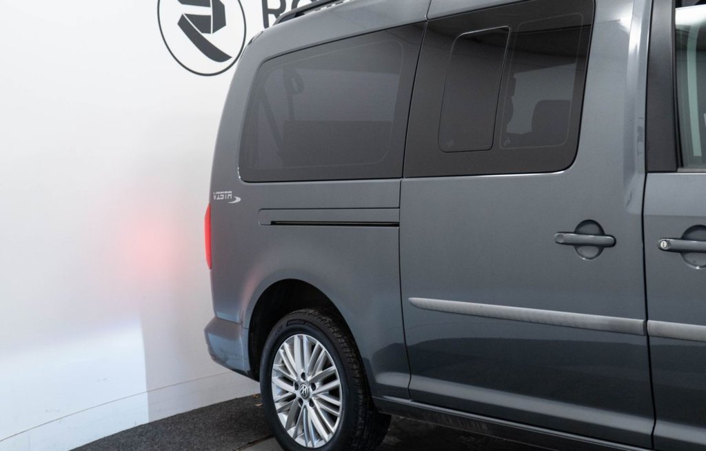 Used Volkswagen Caddy Maxi Life 2019 for sale - 77631951: Photo 13