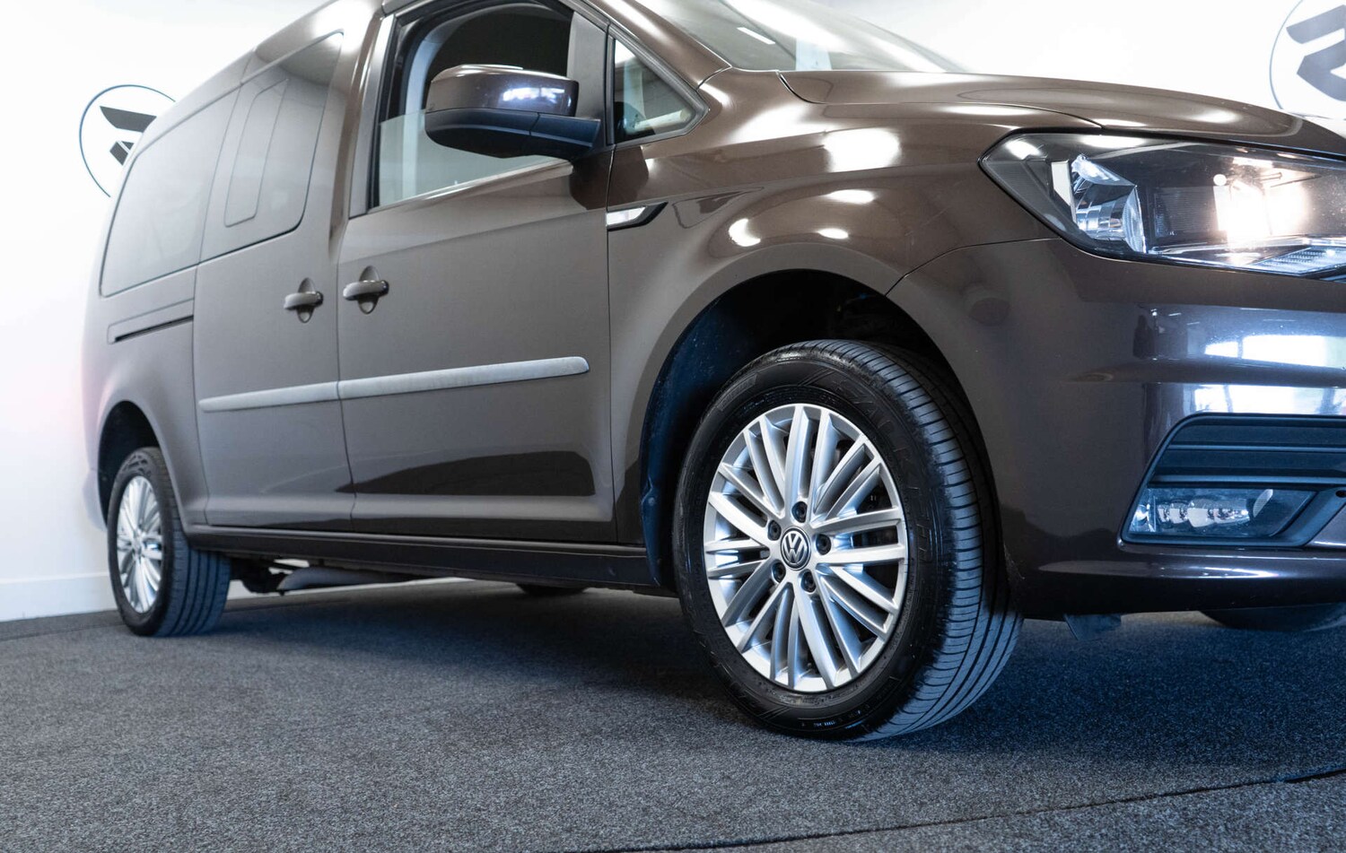 Used Volkswagen Caddy Maxi Life 2017 for sale - 77950476: Photo 11