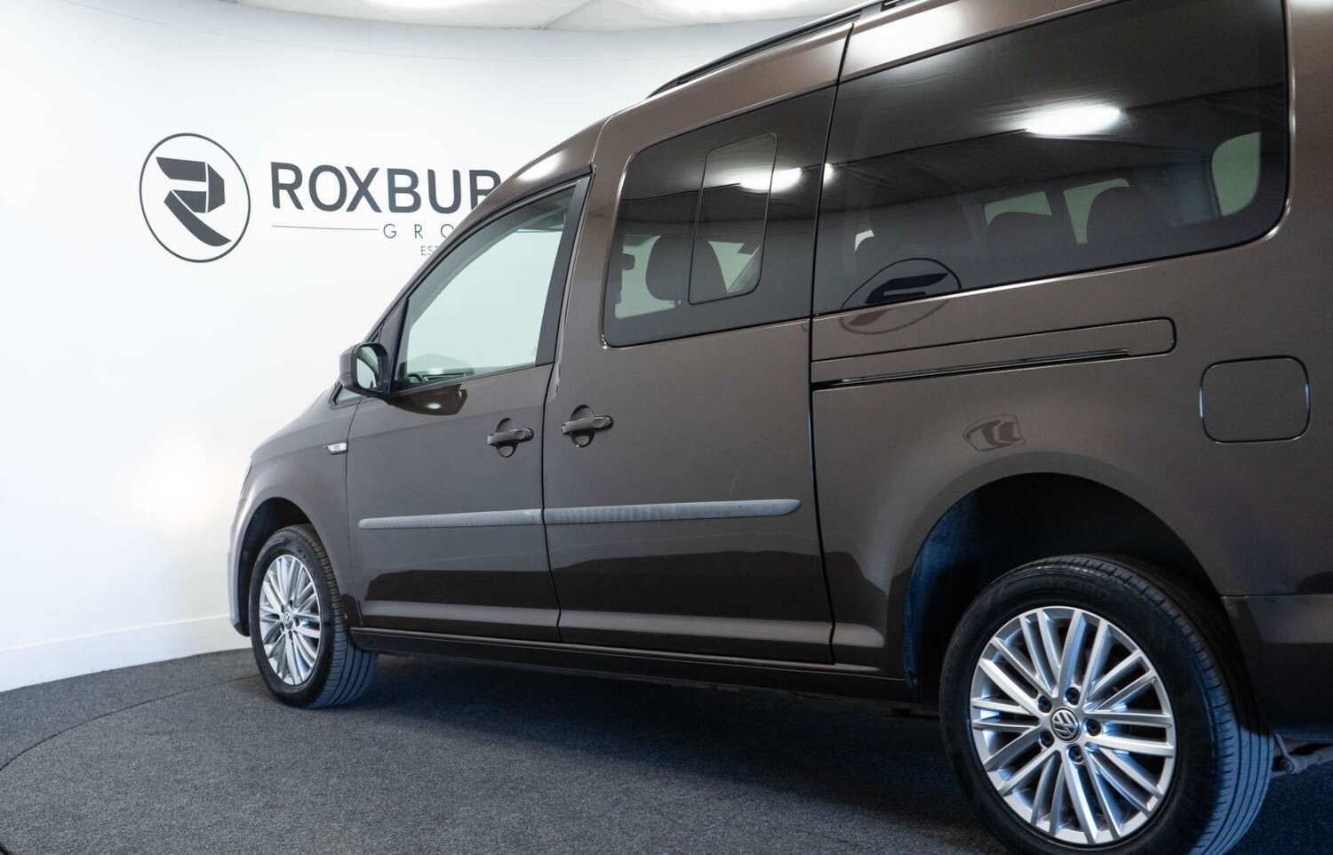 Used Volkswagen Caddy Maxi Life 2017 for sale - 77950476: Photo 21