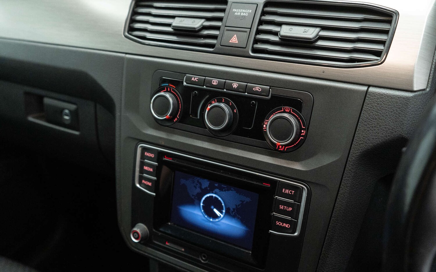 Used Volkswagen Caddy Maxi Life 2017 for sale - 77950476: Photo 29