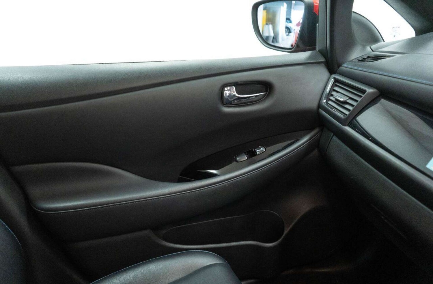 Used Nissan Leaf 2022 for sale - 77930713: Photo 33