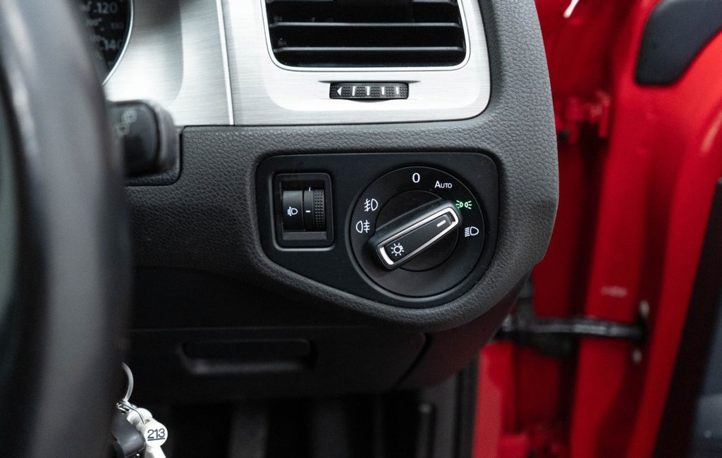 Used Volkswagen Golf 2015 for sale - 77394343: Photo 24