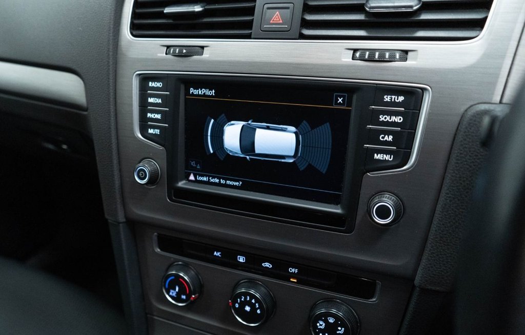 Used Volkswagen Golf 2015 for sale - 77394343: Photo 28