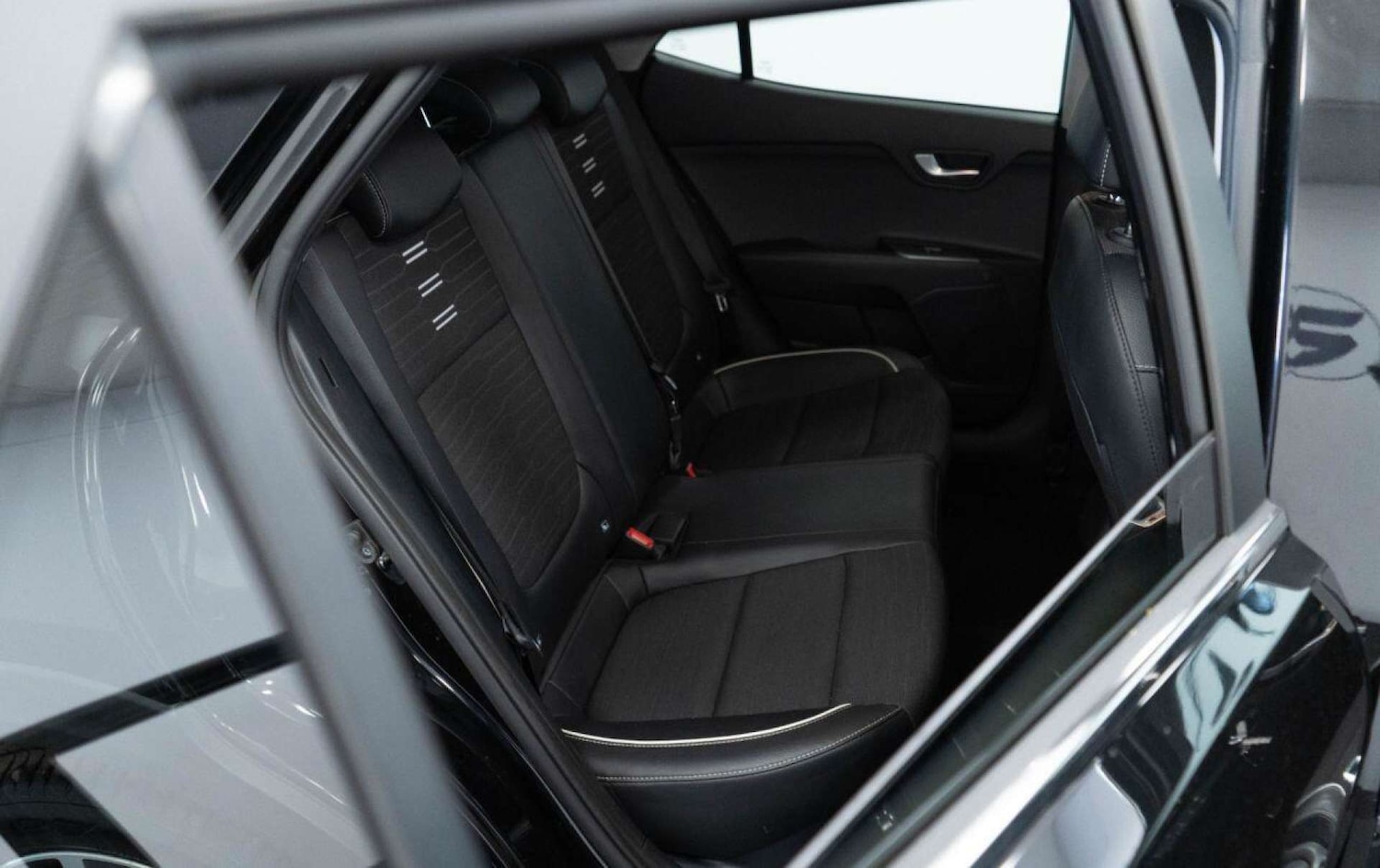 Used Kia Stonic 2022 for sale - 77930850: Photo 31