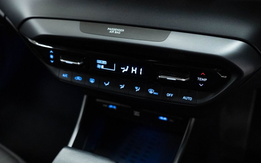 Used Hyundai BAYON 2023 for sale - 76686077: Photo 24