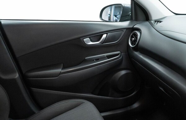 Used Hyundai KONA 2022 for sale - 76322969: Photo 31