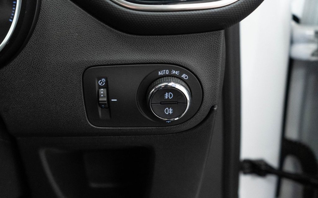 Used Vauxhall Crossland 2022 for sale - 76973205: Photo 23