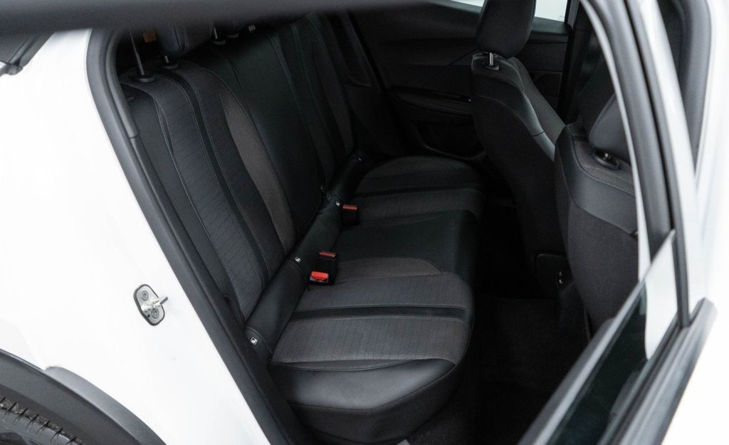 Used Peugeot 2008 2023 for sale - 77089052: Photo 33