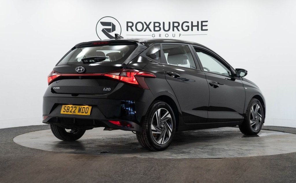 Used Hyundai i20 2022 for sale - 76068432: Photo 8