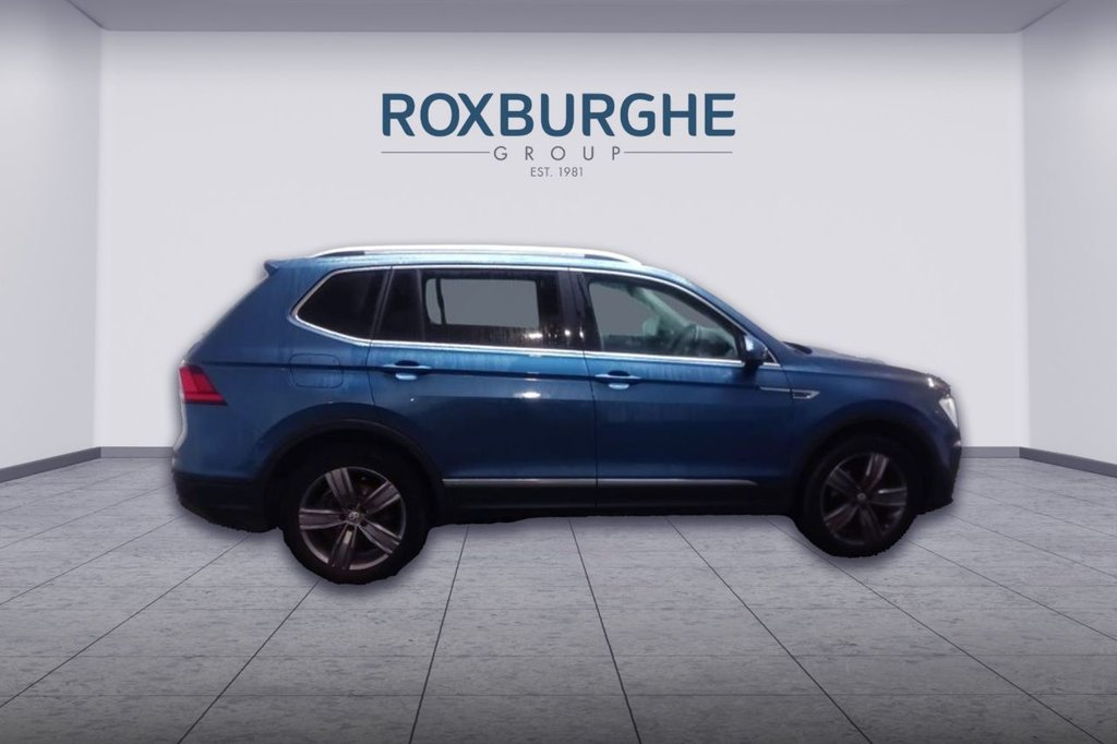 Used Volkswagen Tiguan Allspace 2020 for sale - 76582419: Photo 1