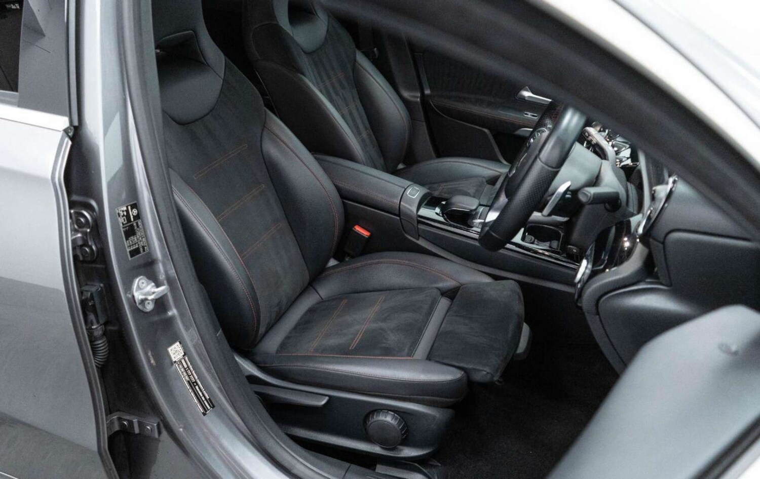 Used Mercedes-Benz A-Class 2020 for sale - 77930675: Photo 21