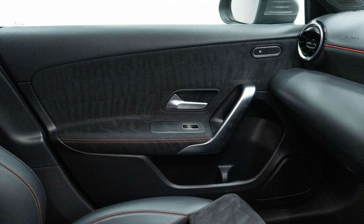 Used Mercedes-Benz A-Class 2020 for sale - 77930675: Photo 31