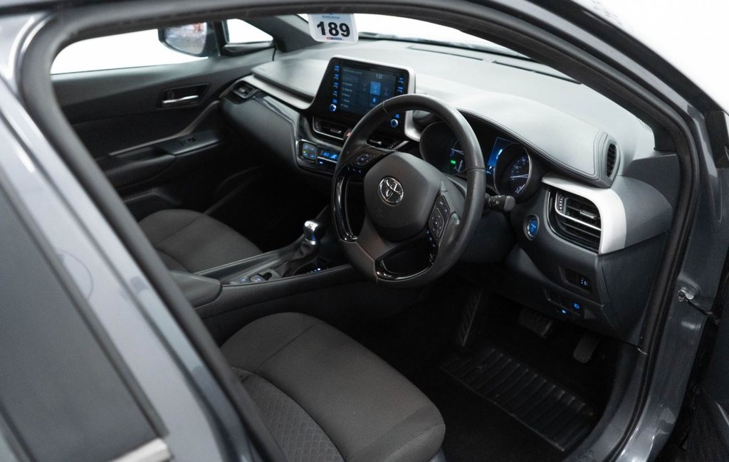 Used Toyota C-HR 2021 for sale - 77642360: Photo 21