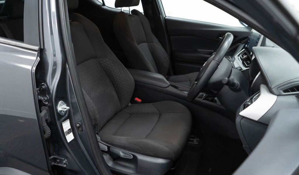 Used Toyota C-HR 2021 for sale - 77642360: Photo 22