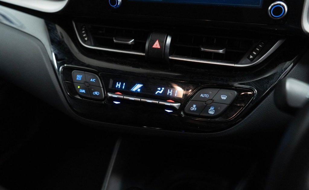 Used Toyota C-HR 2021 for sale - 77642360: Photo 29