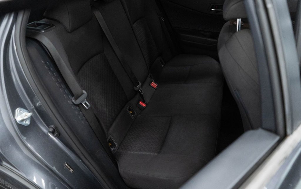 Used Toyota C-HR 2021 for sale - 77642360: Photo 34