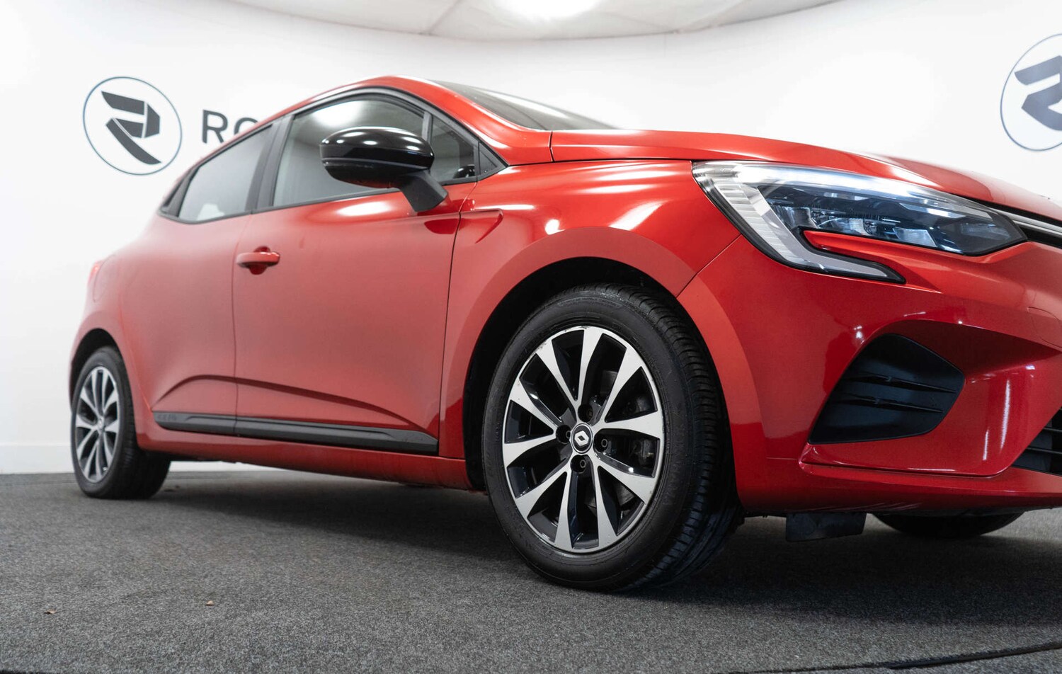 Used Renault Clio 2023 for sale - 78176802: Photo 11