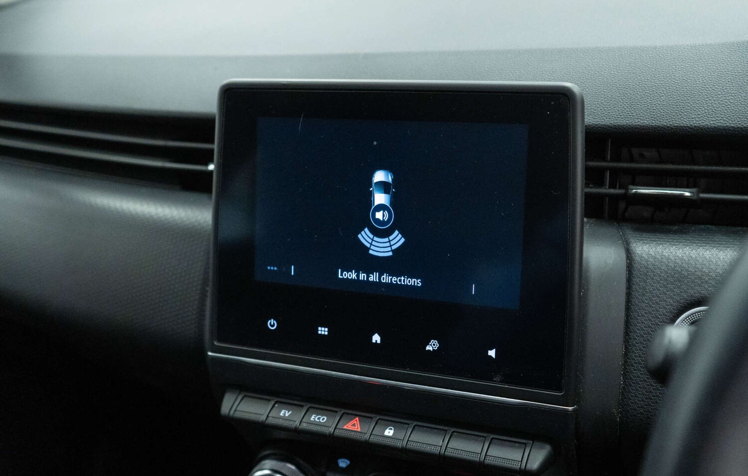 Used Renault Clio 2023 for sale - 78176802: Photo 31