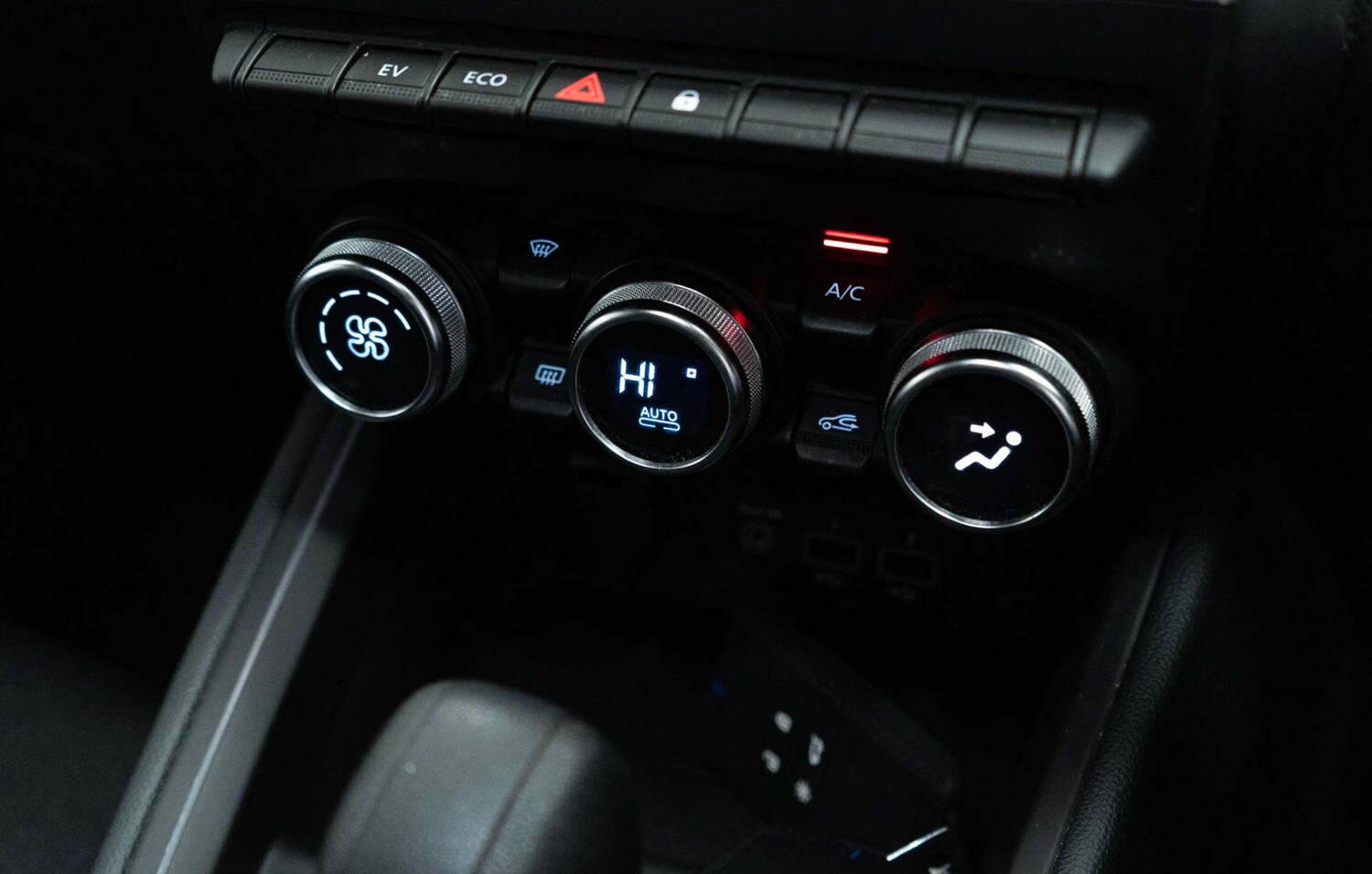 Used Renault Clio 2023 for sale - 78176802: Photo 32