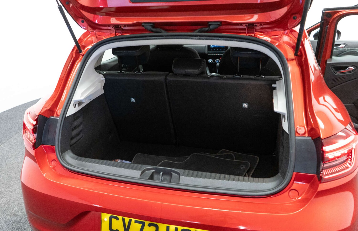 Used Renault Clio 2023 for sale - 78176802: Photo 37