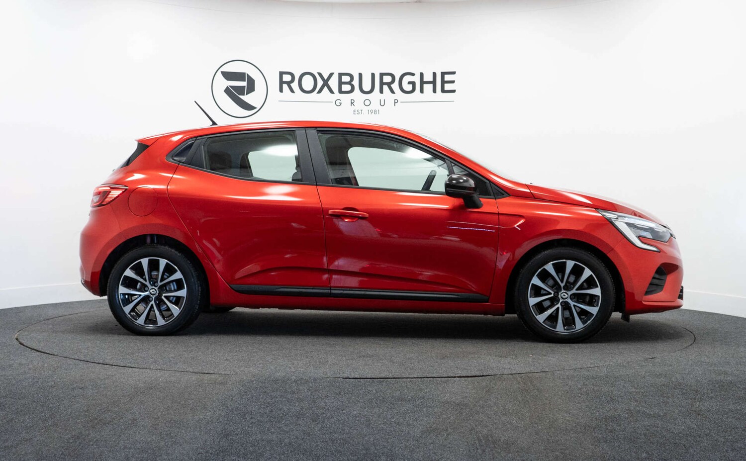 Used Renault Clio 2023 for sale - 78176802: Photo 9