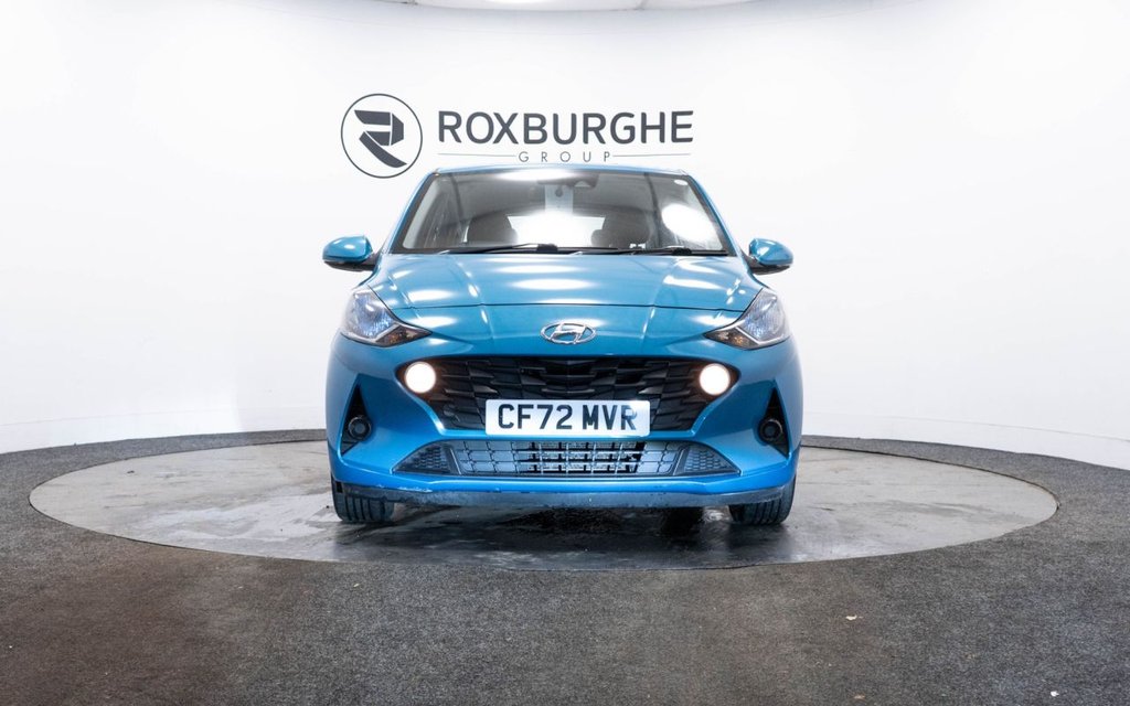 Used Hyundai i10 2022 for sale - 77199779: Photo 2