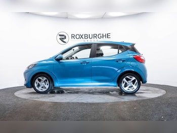 Used Hyundai i10 2022 for sale - 77199779: Photo