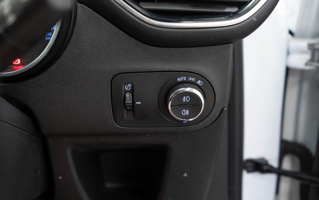 Used Vauxhall Crossland 2022 for sale - 77422056: Photo 24