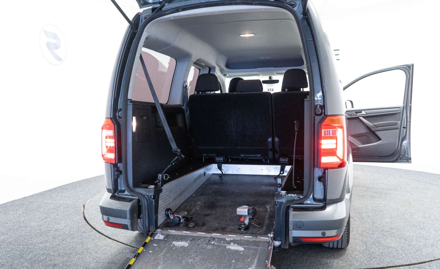 Used Volkswagen Caddy Maxi Life 2019 for sale - 78003657: Photo 33