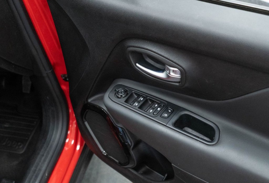 Used Jeep Renegade 2022 for sale - 77463682: Photo 23