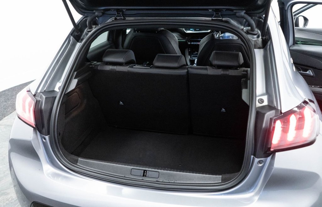 Used Peugeot 208 2021 for sale - 77525888: Photo 31