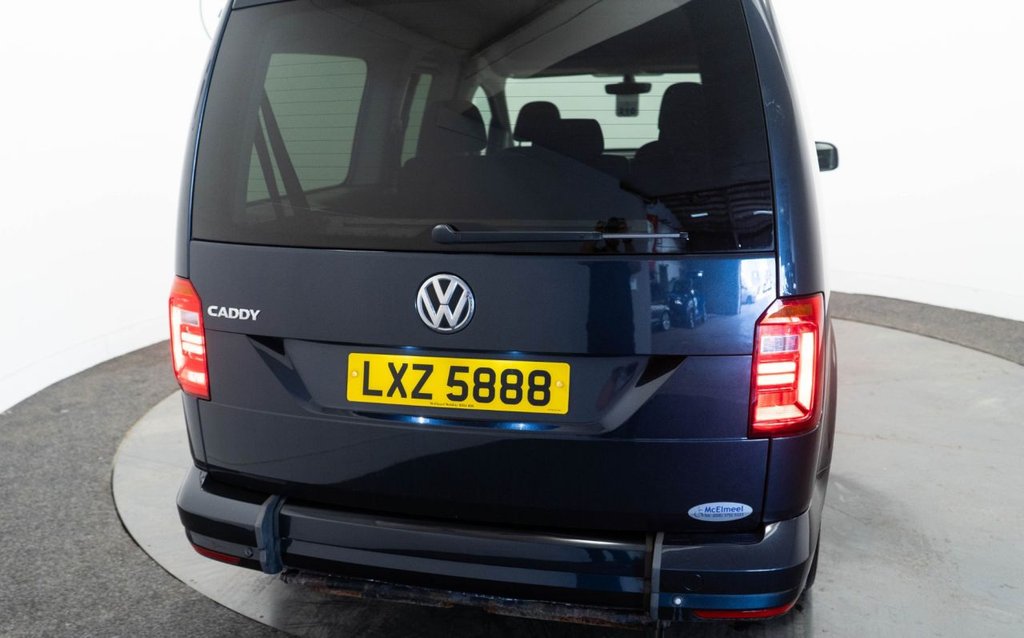 Used Volkswagen Caddy Maxi Life 2018 for sale - 76395760: Photo 16