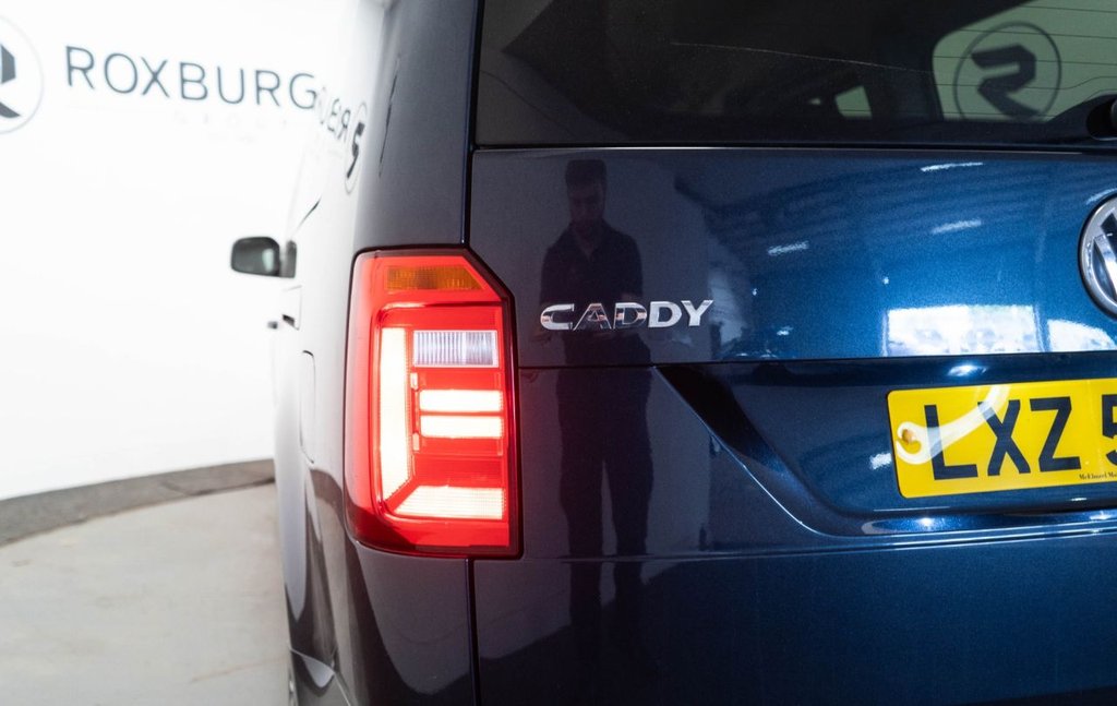 Used Volkswagen Caddy Maxi Life 2018 for sale - 76395760: Photo 17