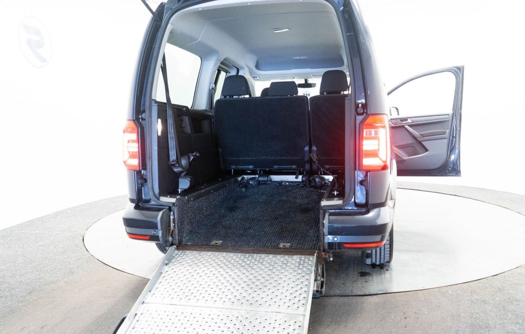 Used Volkswagen Caddy Maxi Life 2018 for sale - 76395760: Photo 33